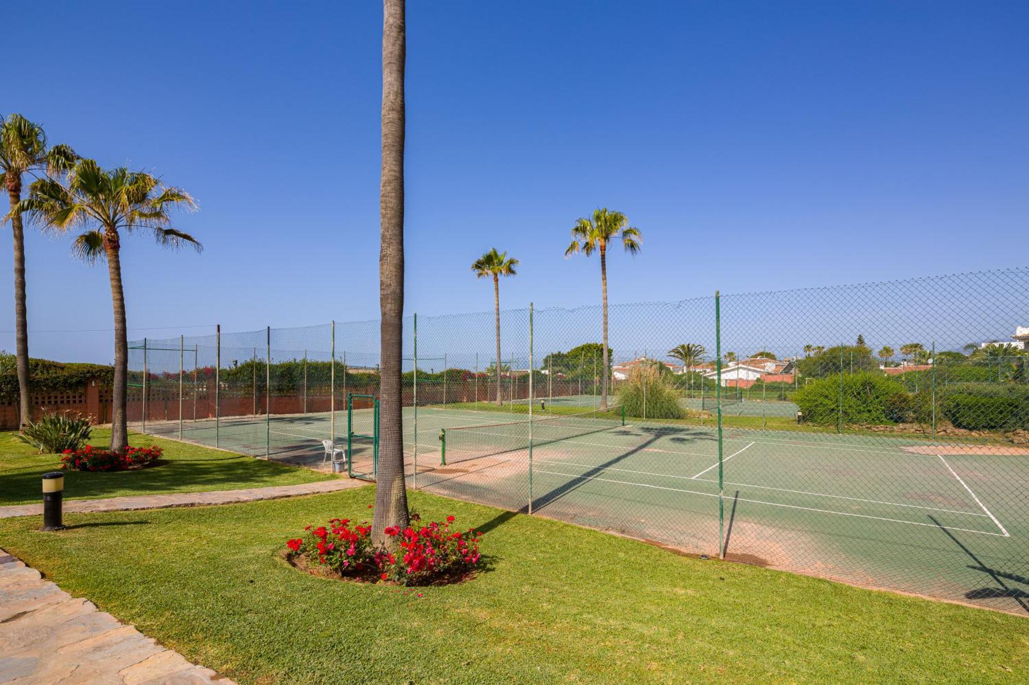 Beach, Apartamento Para 2 En Alvarito Playa * Marbella